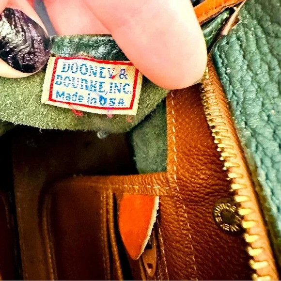 Dooney & Bourke Vintage Leather Satchel/Shoulder Bag - Picture 8 of 10